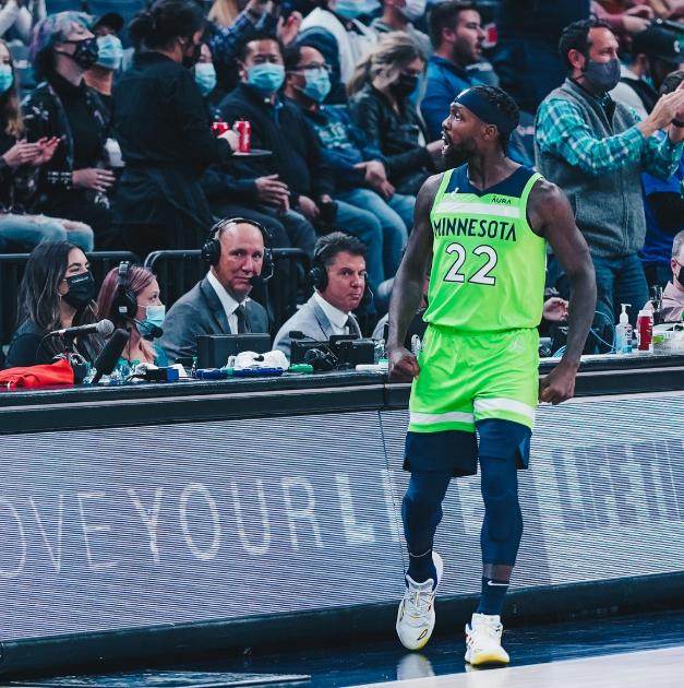 世界杯赛事直播平台下载-群狼露出锐利獠牙 森林狼新季防守效率领跑联盟