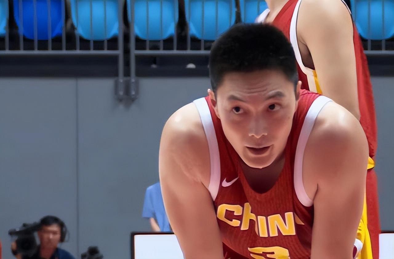 世界杯手机高清观看软件下载-广东今日早报！杜锋点名徐杰，胡明轩打回男篮，马尚祝福老东家