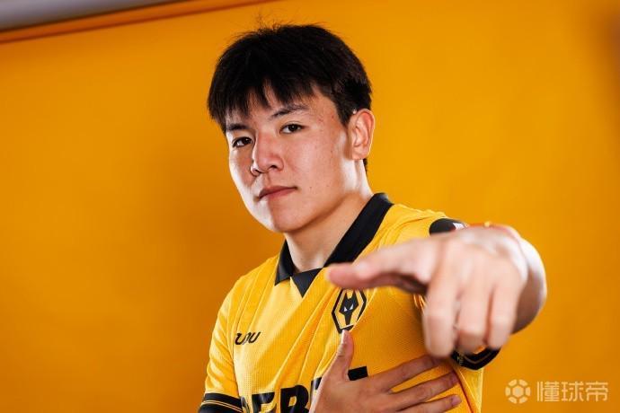 世界杯官方直播入口手机版下载-荣昊:太帅了,徐彬老弟加油!我23的时候也差点就出去了