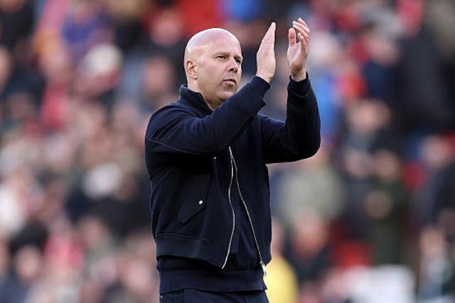 世界杯比赛在线观看入口-没计划签定位球教练，天空：斯洛特更想教练组集体负责定位球