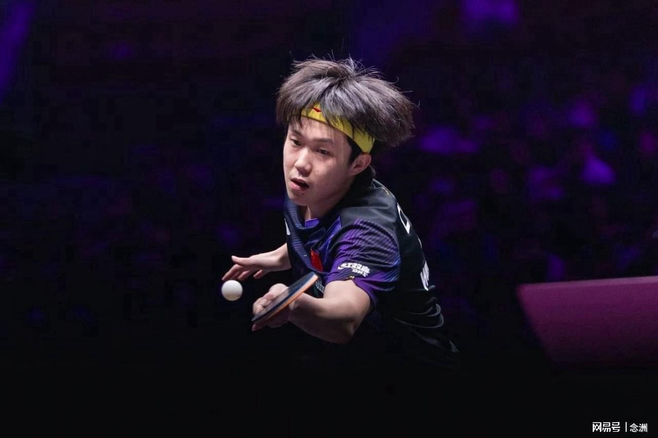 世界杯比赛在线观看入口-央视名嘴：王楚钦越来越强 樊振东还是国乒队员 跟王楚钦不分上下