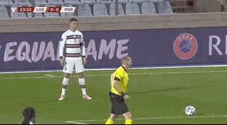 世界杯手机高清观看软件下载-命中率只有1.51% C罗任意球浪射引葡媒质疑