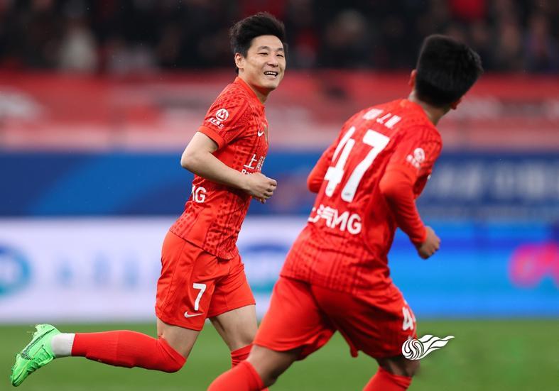 世界杯比赛在线观看入口-武磊仅用8分钟就称王！ 安佩姆数据因他更好看，加布评分倒数第二