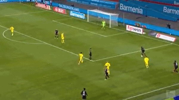 世界杯客户端下载说明-【德甲】药厂妖星绝杀 多特客场1比2遭换帅第2败